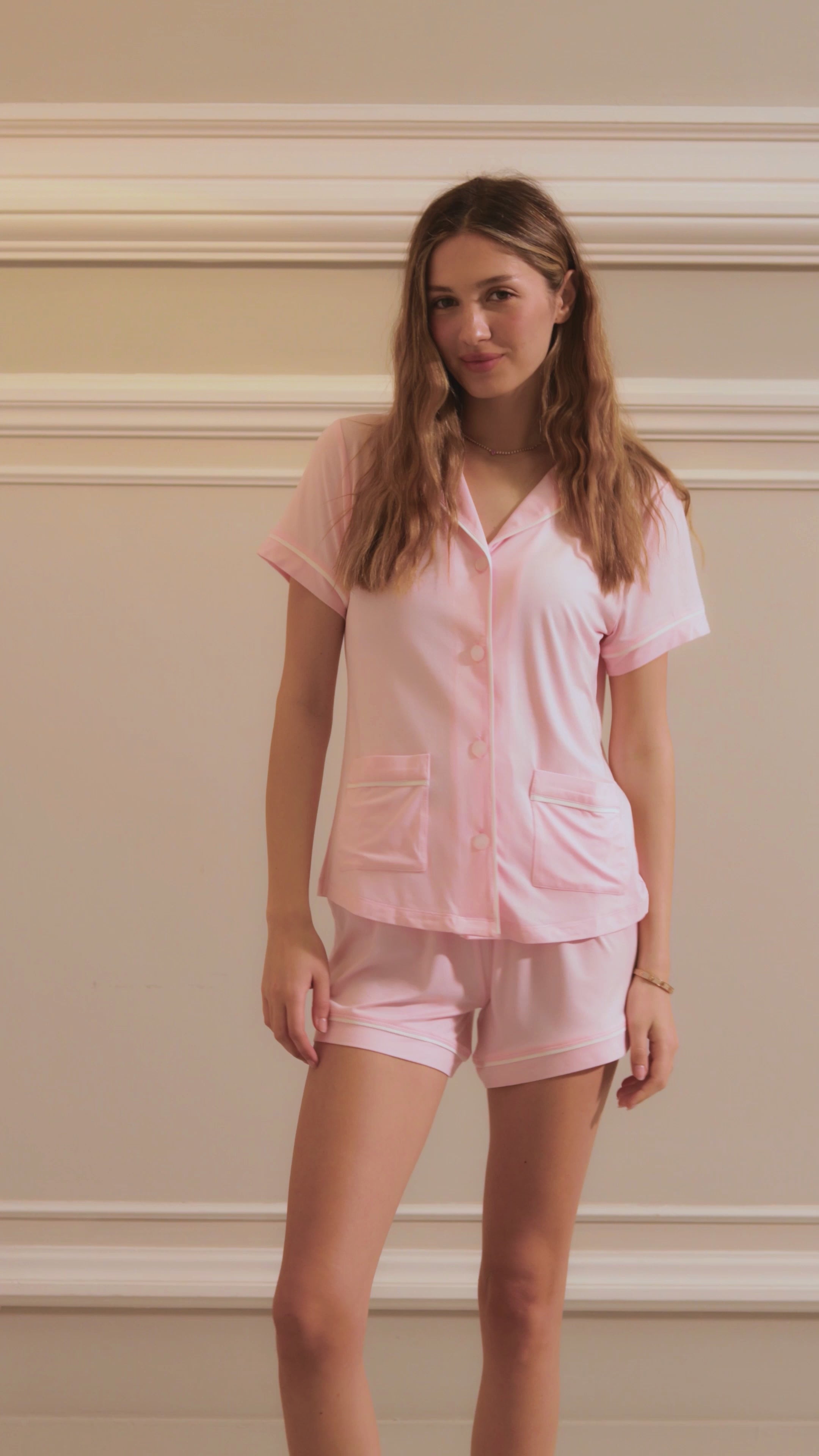 Revouse Short Set in Pink